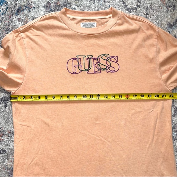 GUESS Originals Staggered Logo T-Shirt - Picture 5 of 9